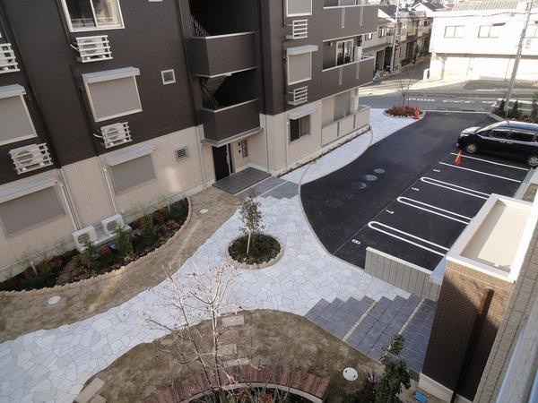 羽曳野市誉田５丁目のハイツ