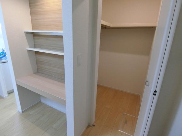 羽曳野市誉田３丁目のハイツ