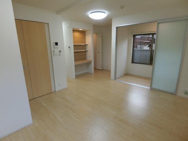 羽曳野市誉田３丁目のハイツ