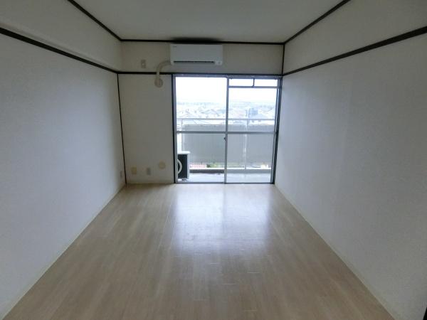 ハイデンス小山