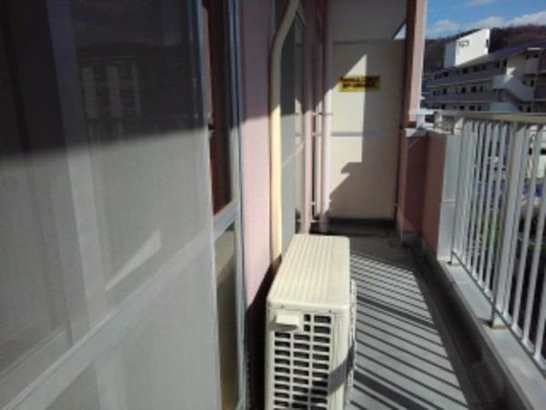 柏原市国分市場２丁目のマンション