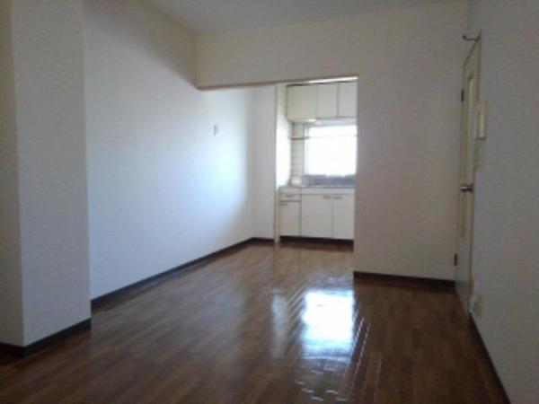 柏原市国分市場２丁目のマンション