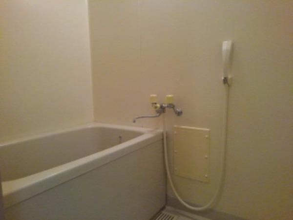 柏原市国分市場２丁目のマンション