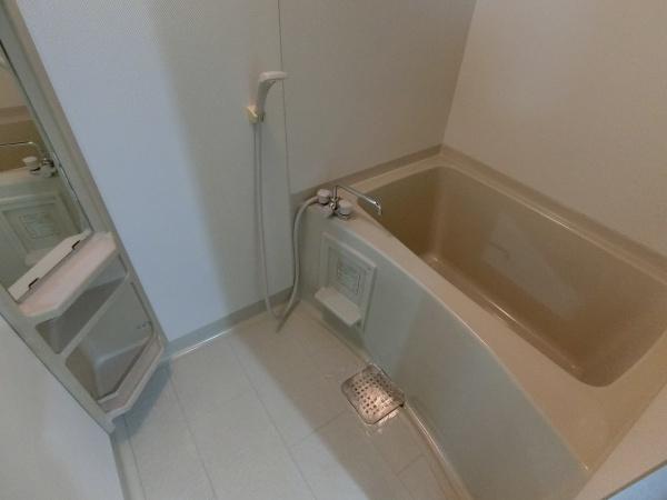 羽曳野市誉田３丁目のマンション