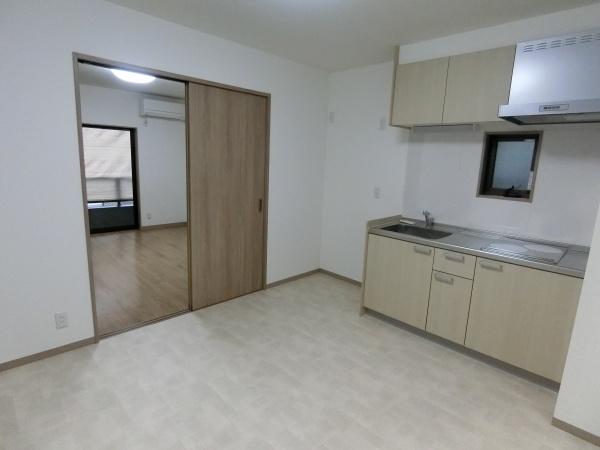 羽曳野市古市４丁目のアパート