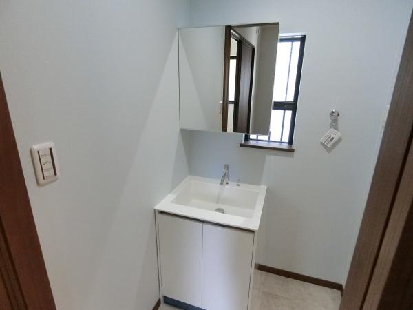 羽曳野市古市４丁目のアパート