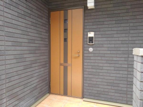 羽曳野市東阪田のハイツ
