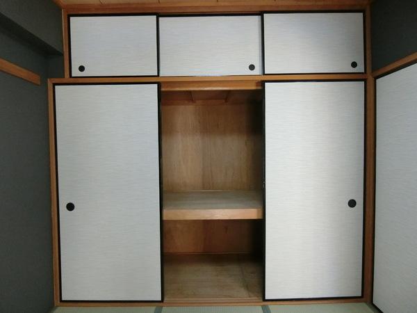羽曳野市高鷲１丁目のマンション
