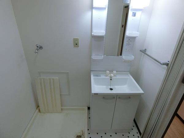 羽曳野市高鷲１丁目のマンション