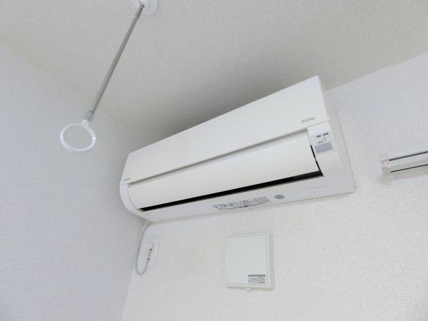 柏原市国分本町３丁目のハイツ