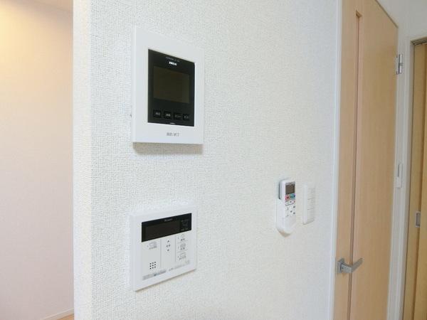 柏原市国分本町３丁目のハイツ