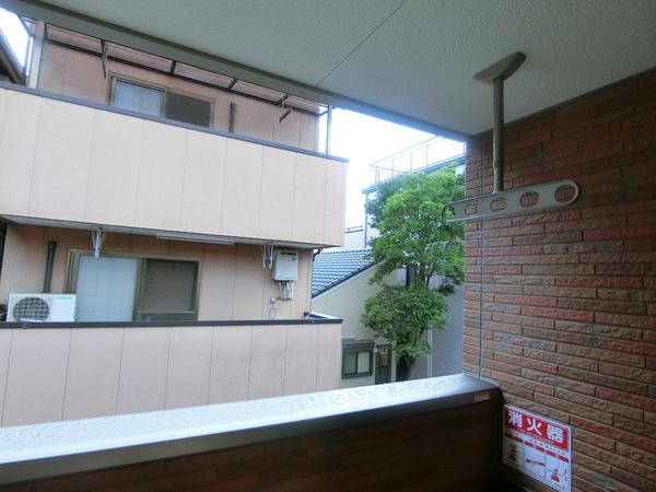 柏原市国分本町３丁目のハイツ