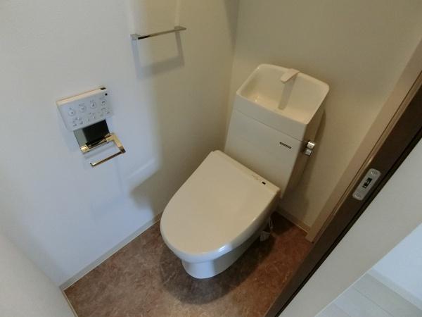 羽曳野市軽里３丁目のアパート
