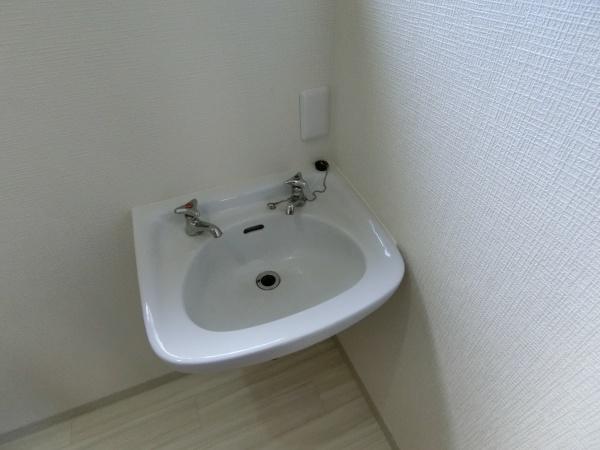 羽曳野市恵我之荘４丁目のハイツ