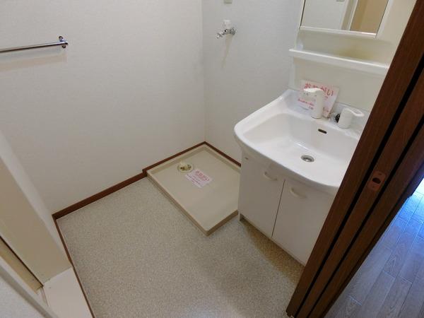 羽曳野市はびきの３丁目のハイツ