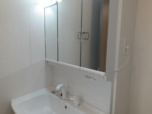 松原市三宅中４丁目のハイツ