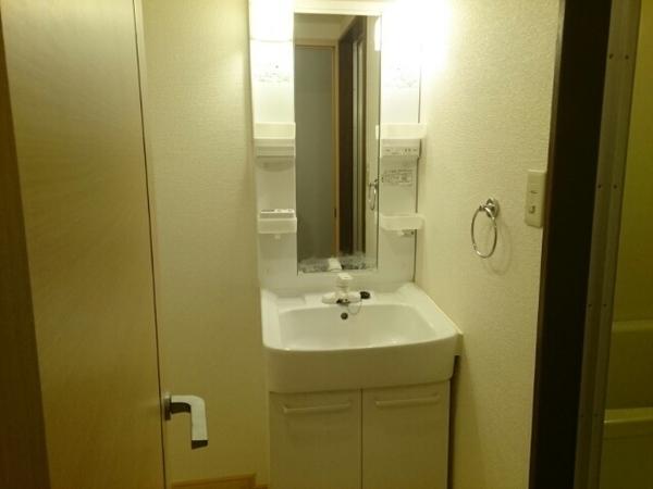 柏原市安堂町のマンション