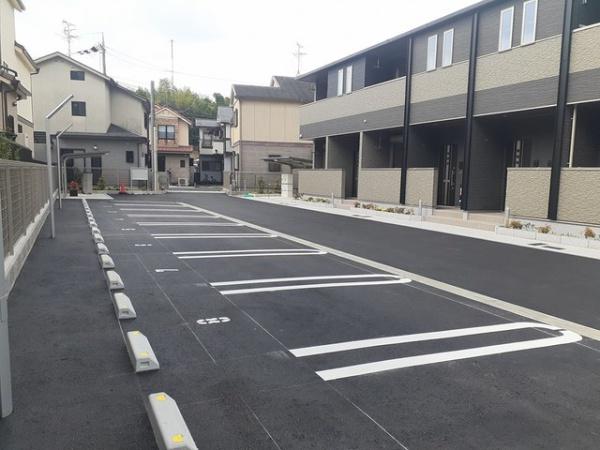 羽曳野市河原城のアパート
