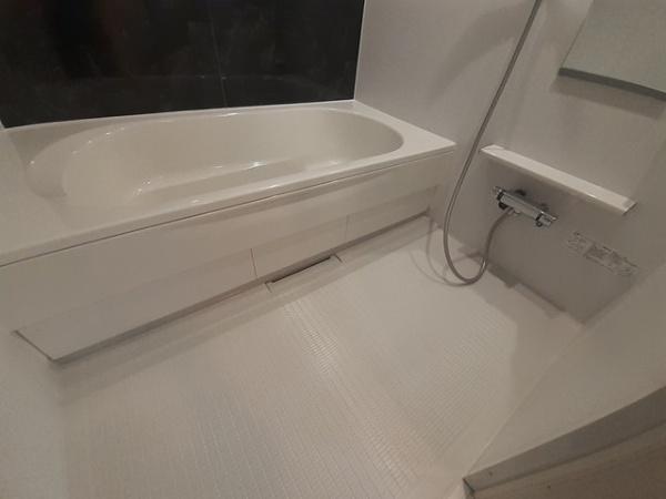 羽曳野市河原城のアパート