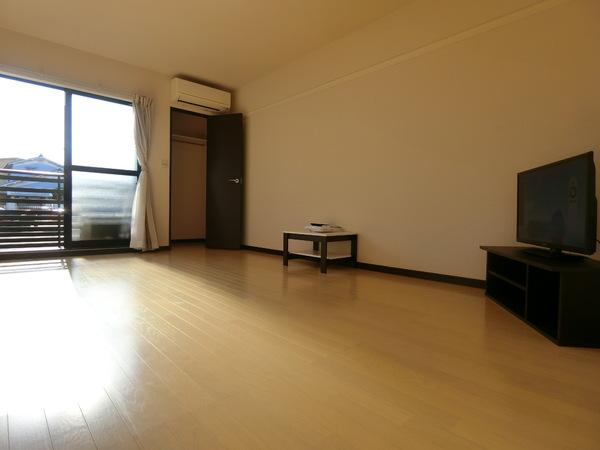 藤井寺市大井５丁目のハイツ