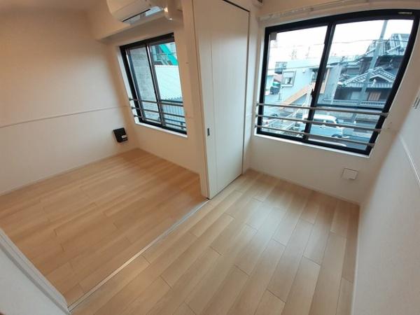 松原市小川４丁目のアパート