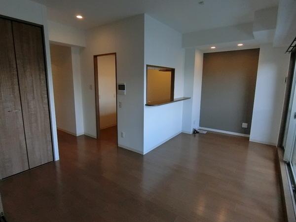 羽曳野市高鷲４丁目のマンション