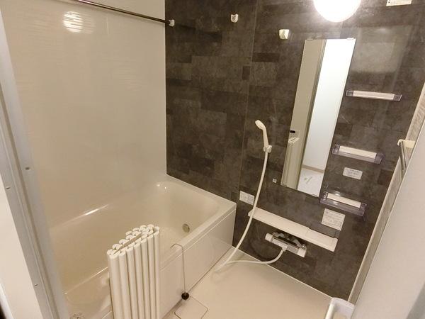 羽曳野市高鷲４丁目のマンション