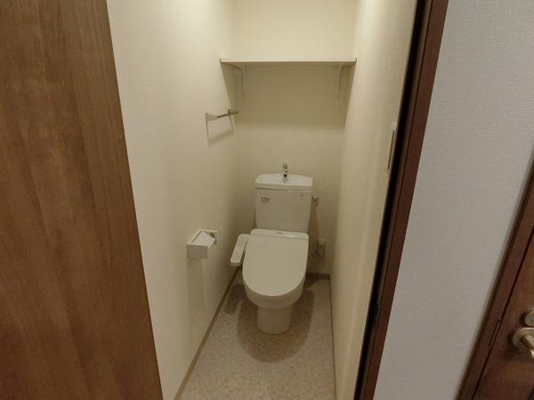 羽曳野市高鷲４丁目のマンション