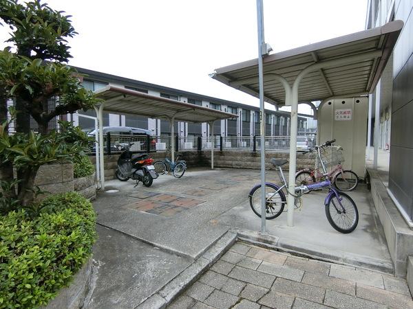 羽曳野市樫山のマンション