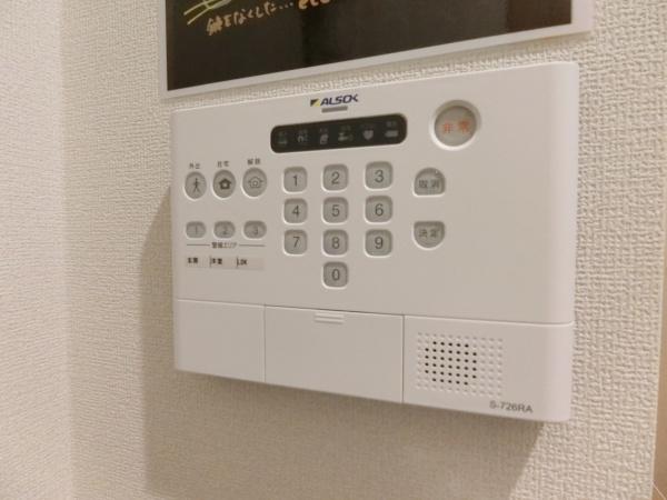 柏原市古町３丁目のアパート