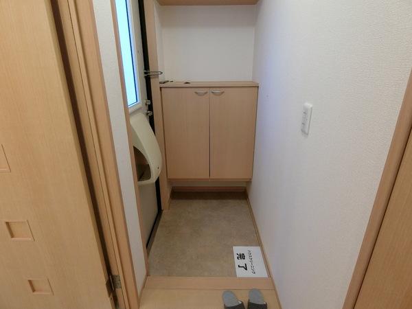 羽曳野市樫山のハイツ
