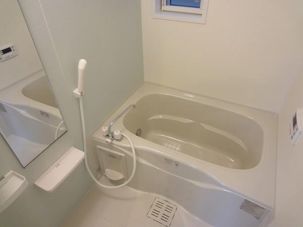 羽曳野市西浦４丁目のハイツ