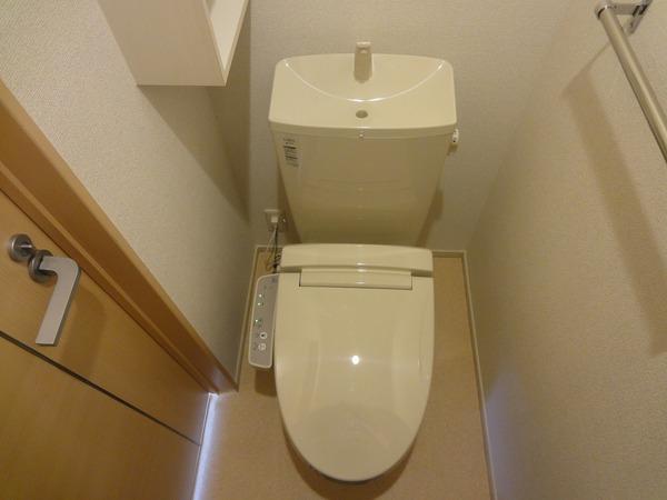 羽曳野市西浦４丁目のハイツ