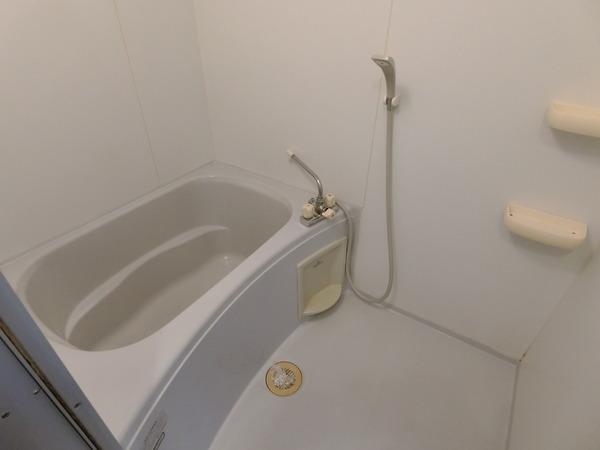 藤井寺市道明寺２丁目のハイツ