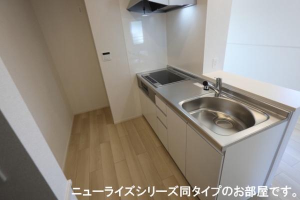 羽曳野市南恵我之荘５丁目のアパート