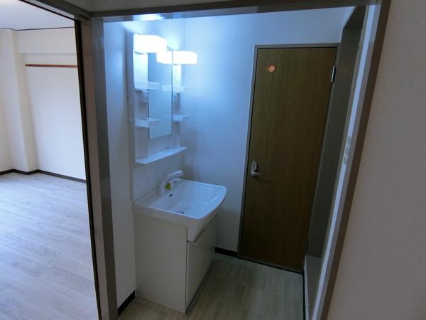 高鷲マンション巽