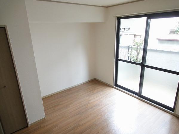 藤井寺市林４丁目のハイツ