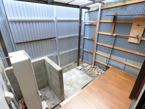 高安町北5丁目テラスハウス