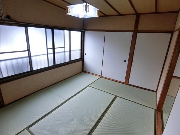 高安町北5丁目テラスハウス