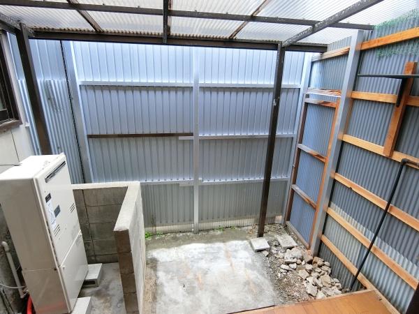 高安町北5丁目テラスハウス