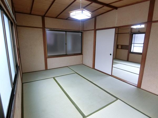 高安町北5丁目テラスハウス