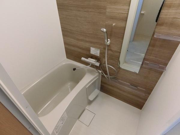 松原市一津屋５丁目のアパート