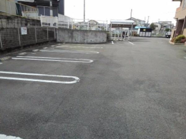 羽曳野市伊賀２丁目のハイツ