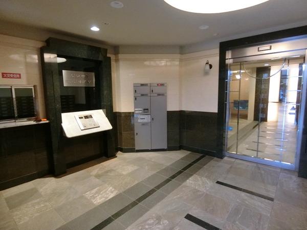 シェモア藤井寺駅前