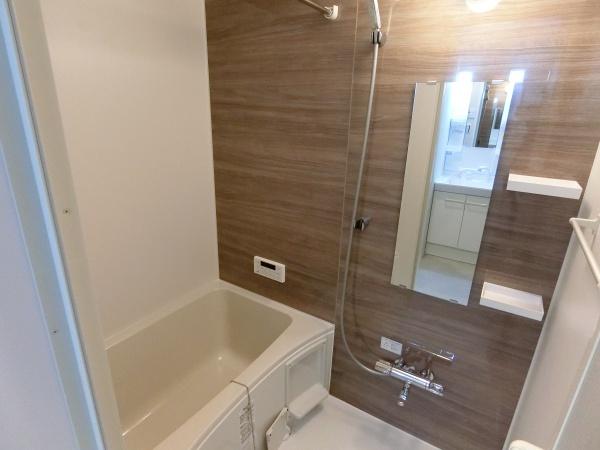 羽曳野市南恵我之荘８丁目のアパート