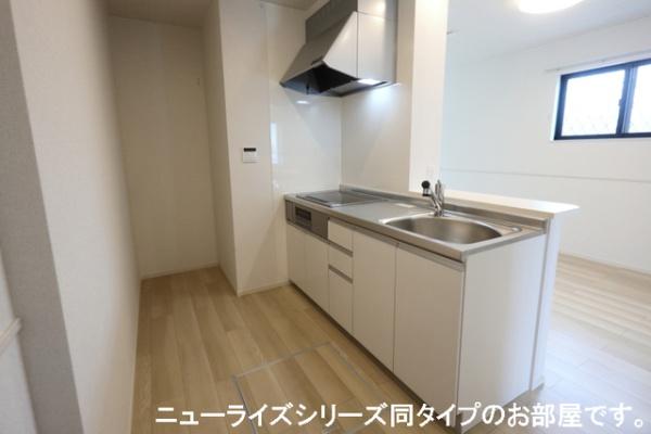 羽曳野市河原城のアパート