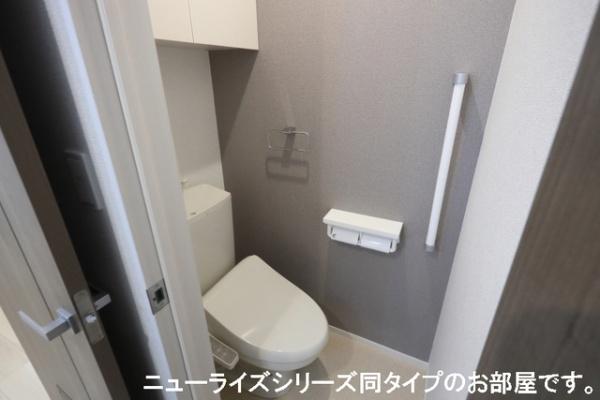 羽曳野市河原城のアパート