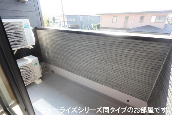 羽曳野市河原城のアパート