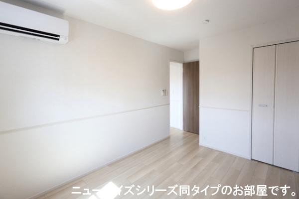 羽曳野市河原城のアパート
