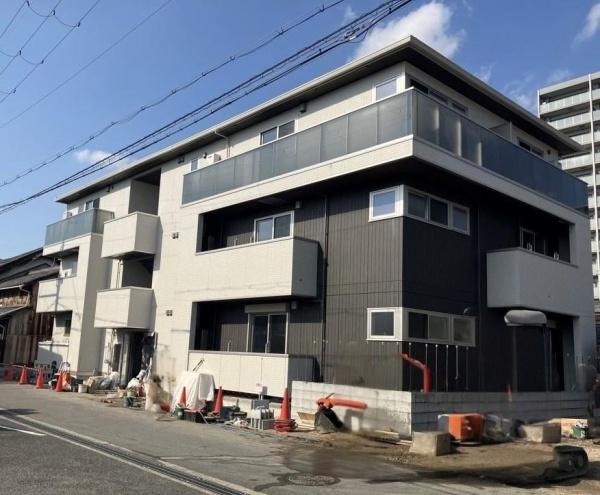柏原市古町１丁目のアパート